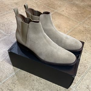 Chelsea Boot by Aldo